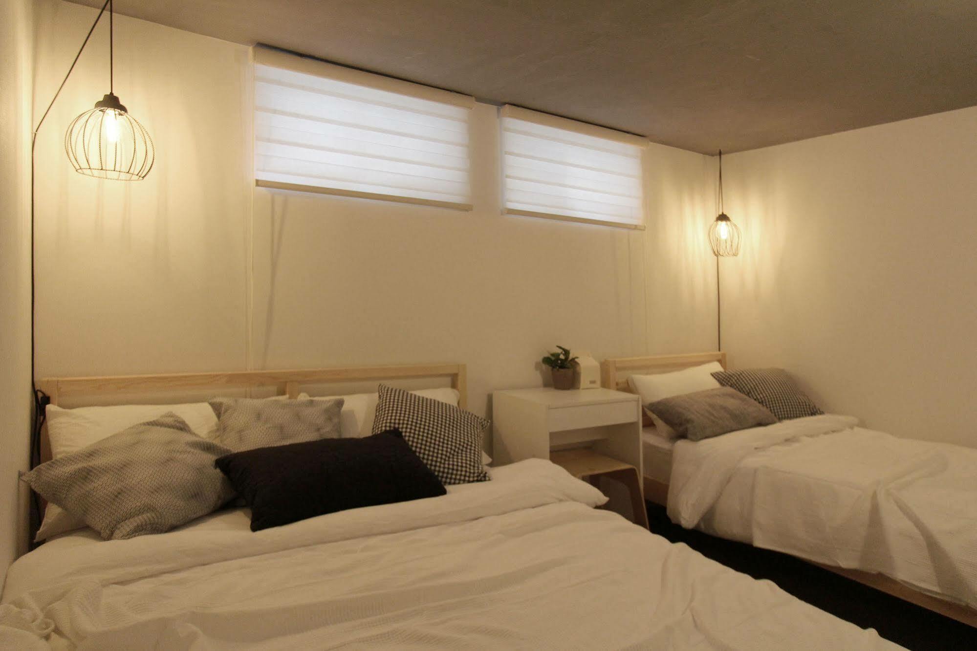 Hotel Mono House Hongdae à Séoul Extérieur photo
